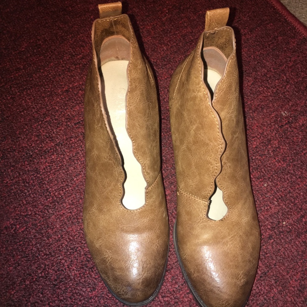 Scalloped Shoes